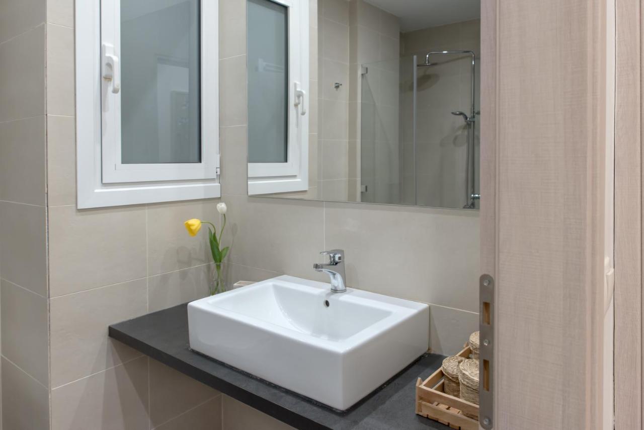 Amazing Apartment 2 Min To Acropolis Athen Exterior foto