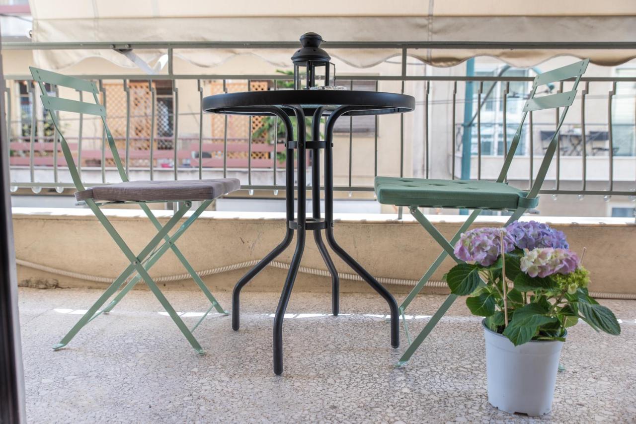Amazing Apartment 2 Min To Acropolis Athen Exterior foto